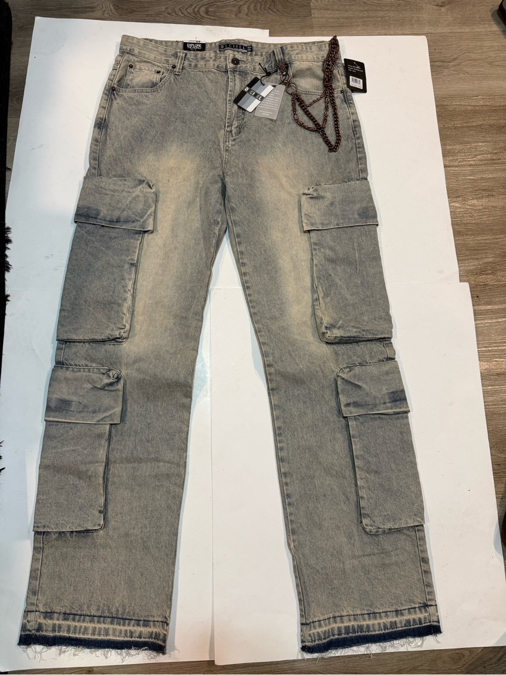 Decibel/Baggy Cargo Pants With Chain/ men’s size 40